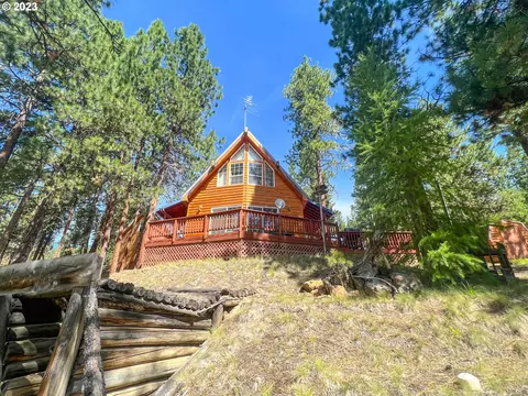 805 N Bonanza St, Sumpter, OR 97877