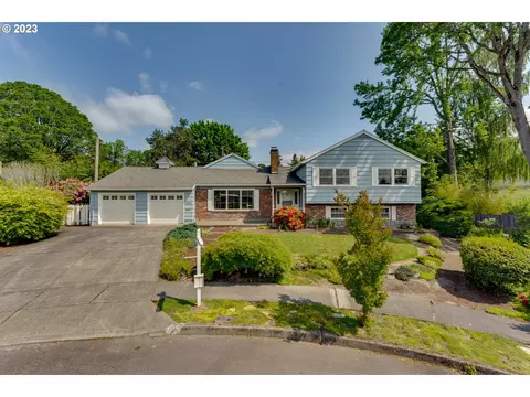 11555 SW Diane Pl, Beaverton, OR 97005