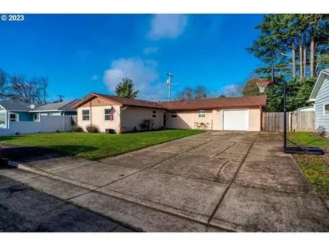 1319 29th Ave, Albany, OR 97322