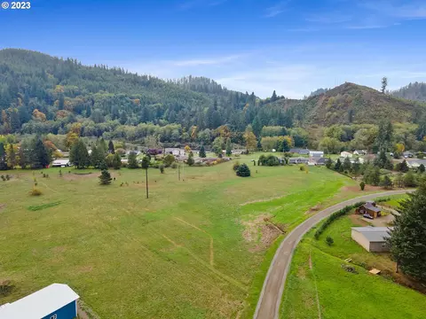 Vl Salmon Dr, Cloverdale, OR 97112