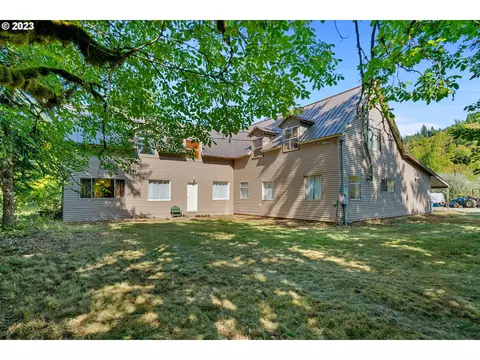19837 Abiqua Rd NE, Scotts Mills, OR 97375
