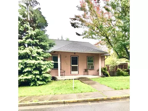 375 Kalapuya Way, Cottage Grove, OR 97424