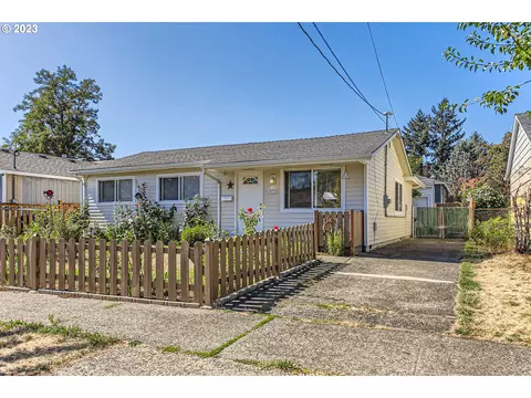 7033 SE 86th Ave, Portland, OR 97266