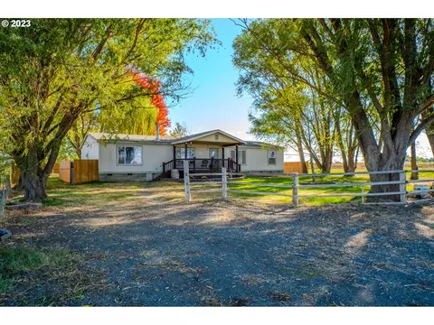 645 E Ball Ave, Stanfield, OR 97875