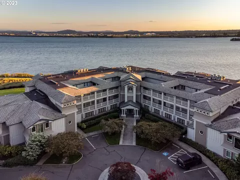 5401 SE Scenic Ln #300, Vancouver, WA 98661