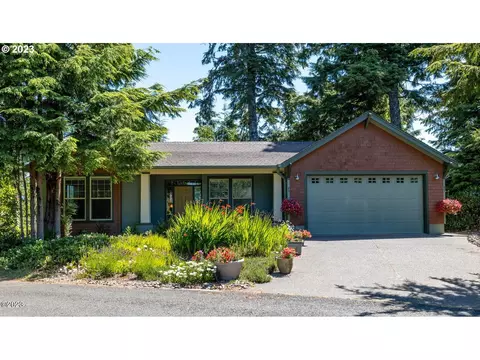 528 Eagles Nest Ln, Gleneden Beach, OR 97388