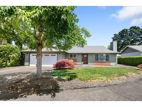 4411 NE Buttercup Ct, Salem, OR 97305