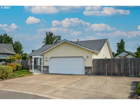 2979 Brett Loop, Eugene, OR 97404