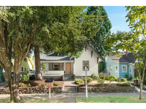 1826 N Farragut St, Portland, OR 97217