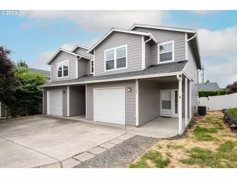 3306 NE 42nd Pl, Vancouver, WA 98661