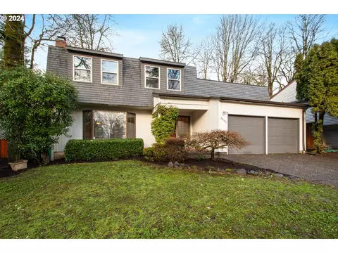 9695 SW Ventura Ct, Portland, OR 97223