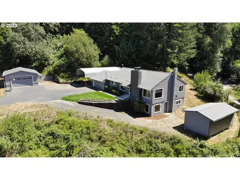 38300 E Knieriem Rd, Corbett, OR 97019