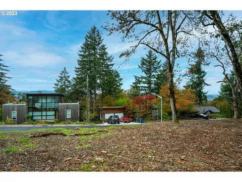 2985 Capital Dr #3, Eugene, OR 97403 photo 7