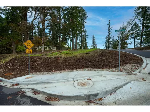 2985 Capital Dr #3, Eugene, OR 97403 photo 5