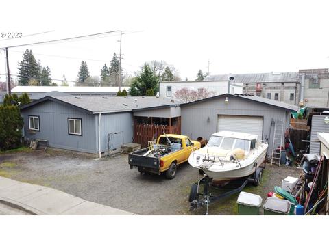 505 N Main St, Newberg, OR 97132