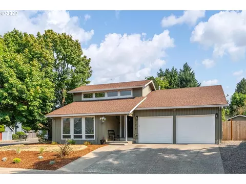 21818 SW Columbia Cir, Tualatin, OR 97062