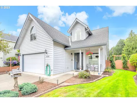 33250 SW Sequoia St, Scappoose, OR 97056