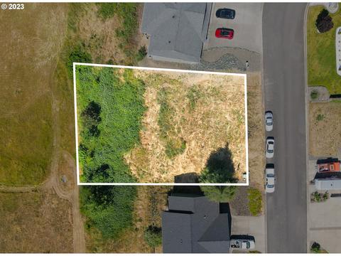 232 Jamie Loop, Roseburg, OR 97471