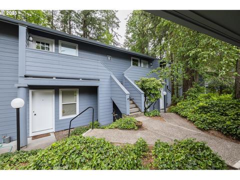 4322 SW Dickinson St #22, Portland, OR 97219