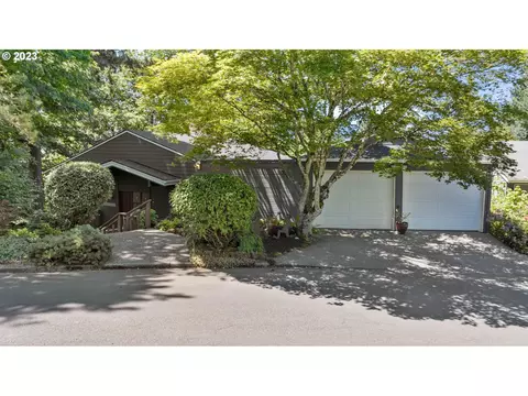 17753 Overlook Cir, Lake Oswego, OR 97034