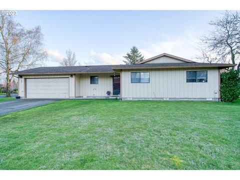 1750 SW Tamarack St, Mcminnville, OR 97128