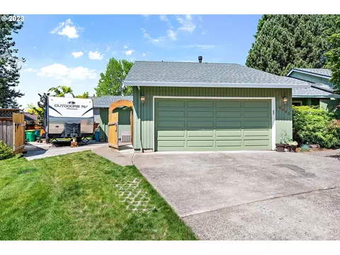 8665 SW Pacer Ct, Beaverton, OR 97008