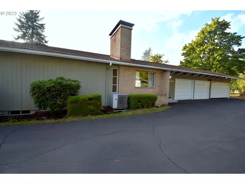 2360 Cascade Way, Longview, WA 98632 photo 1