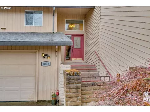 1008 NW 11th St, Mcminnville, OR 97128