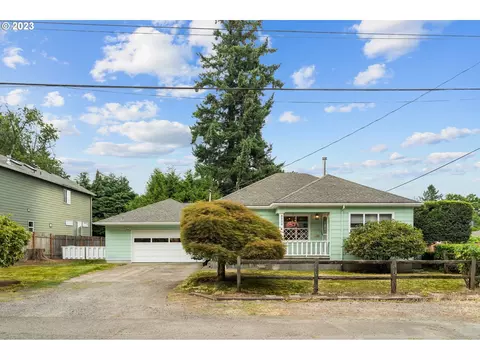 8504 NE Beech St, Portland, OR 97220