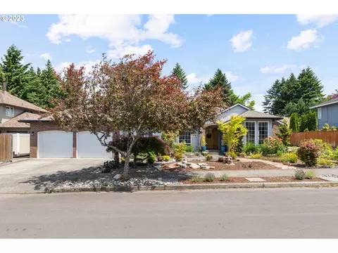 11013 NW 17th Ave, Vancouver, WA 98685