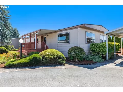 900 NE Francis Ave #11, Gresham, OR 97030