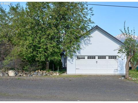 903 S Main St, Joseph, OR 97846