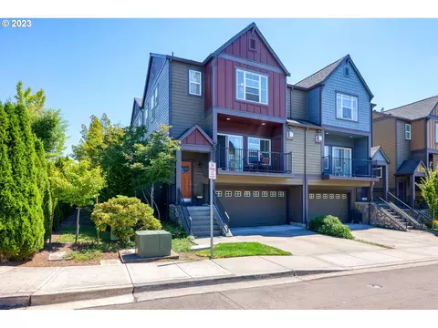 10810 SW Huntington Ave, Tigard, OR 97223