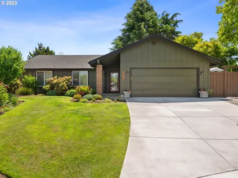2668 Chad Dr, Eugene, OR 97408