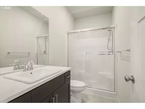 Bath - 6378 SE 20th St, Gresham, OR 97080 photo 1 of 4