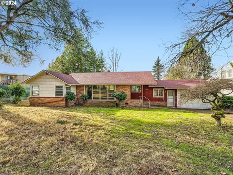 13405 SE Oatfield Rd, Milwaukie, OR 97222