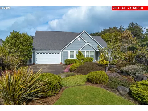 5715 SW Barnacle Ct, South Beach, OR 97366