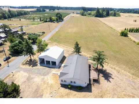 11990 S Dart Rd, Molalla, OR 97038