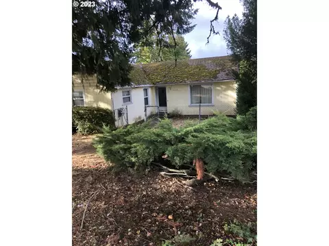 15117 SE Oatfield Rd, Milwaukie, OR 97267
