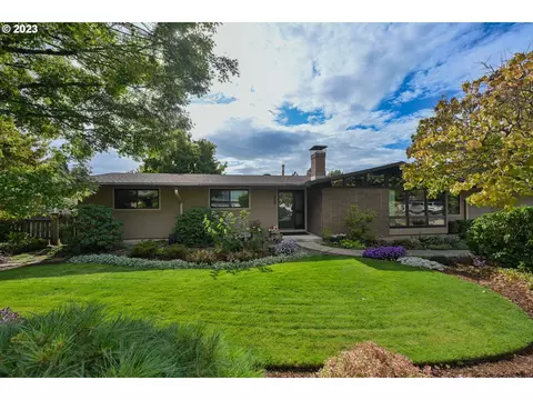 5050 SE Winworth Ct, Milwaukie, OR 97222