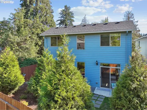 14411 SE Knight St #B, Portland, OR 97236