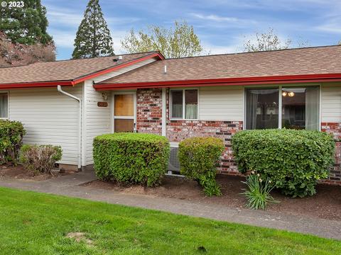 14834 SE Caruthers Ct, Portland, OR 97233