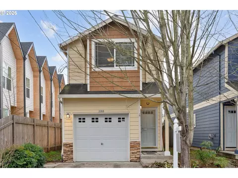 3368 N Russet St, Portland, OR 97217