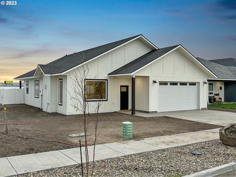655 E St, Baker City, OR 97814 photo 1