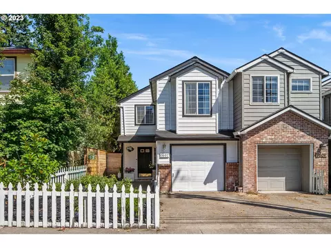 607 S Nevada St, Portland, OR 97219
