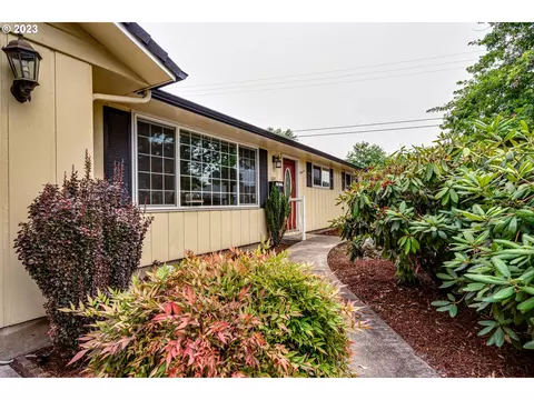 280 Seward Ave, Springfield, OR 97477