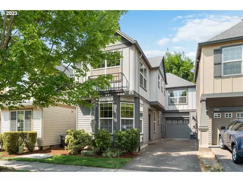 935 SE Tamango St, Hillsboro, OR 97123