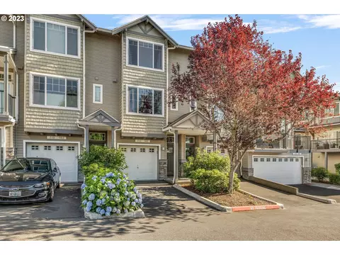 712 NW 118th Ave #103, Portland, OR 97229