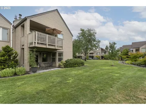 15809 SE 23rd St #105, Vancouver, WA 98683