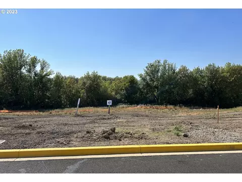 3091 NW Shadden Dr #61, Mcminnville, OR 97128
